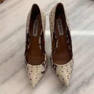 Steve Madden snake Proto heels